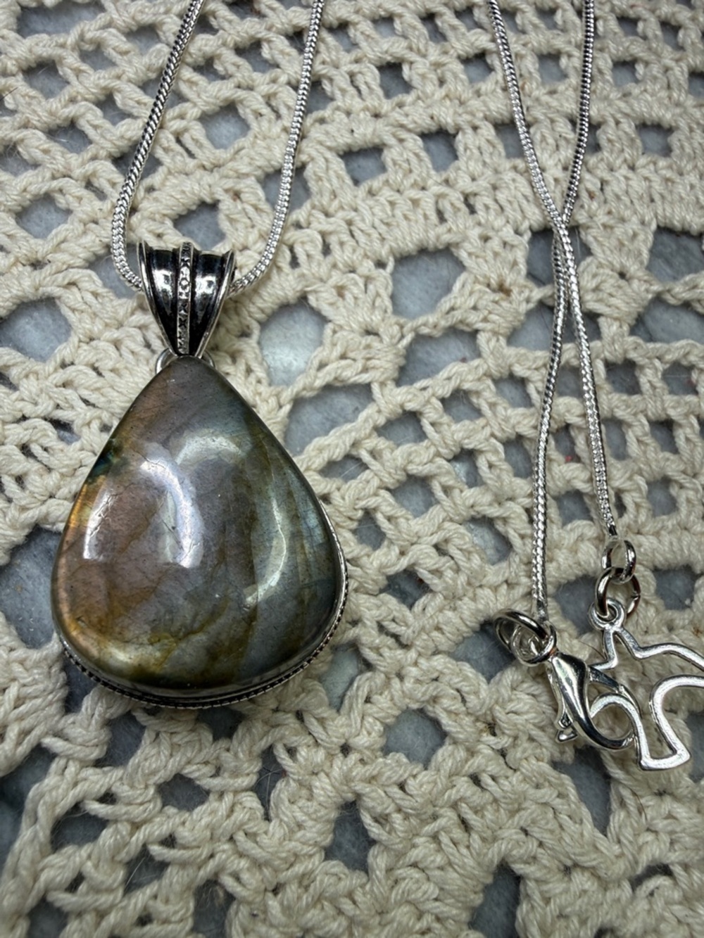 Silver Labradorite Teardrop Pendant Necklace in Gray-Green